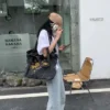 Tote thêu 42 15 287 4