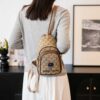 Balo mini / bao tử gấu 49 8 236 11