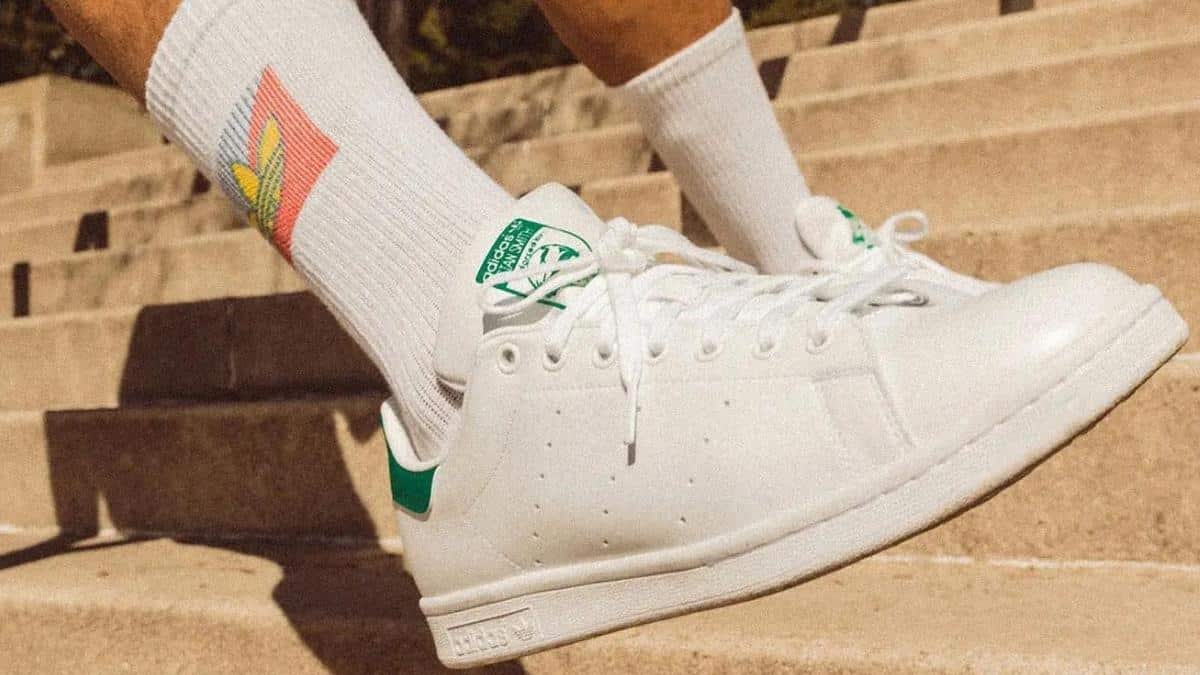 Hướng dẫn phối vớ sneaker “chất lừ” theo từng phong cách 2 Khẳng định phong cách cá nhân