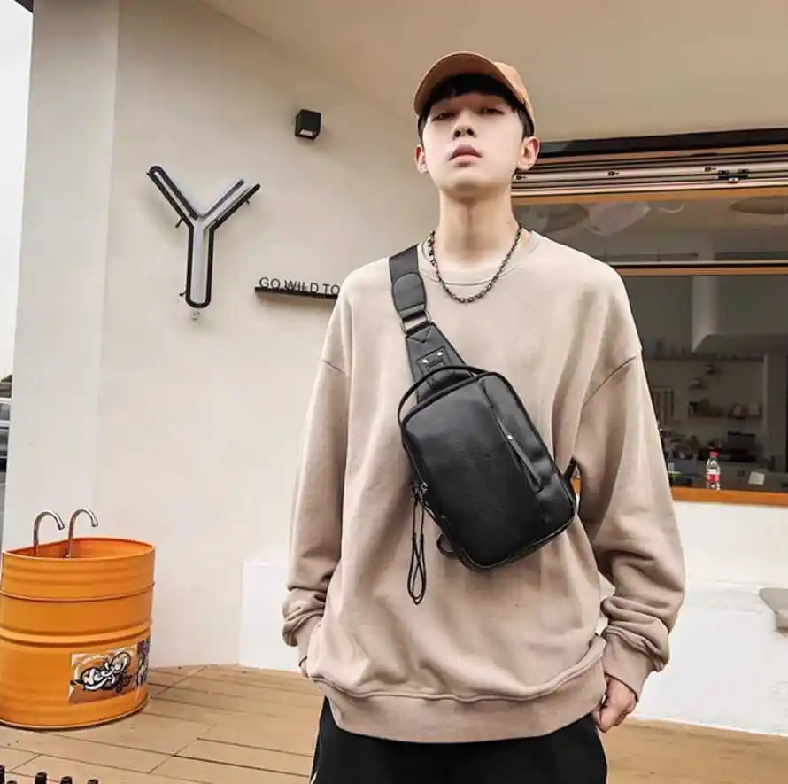 Túi bao tử nam chính hãng: Gợi ý phối đồ chuẩn men 2 Phong cách năng động mang đến sự thoải mái khi di chuyển