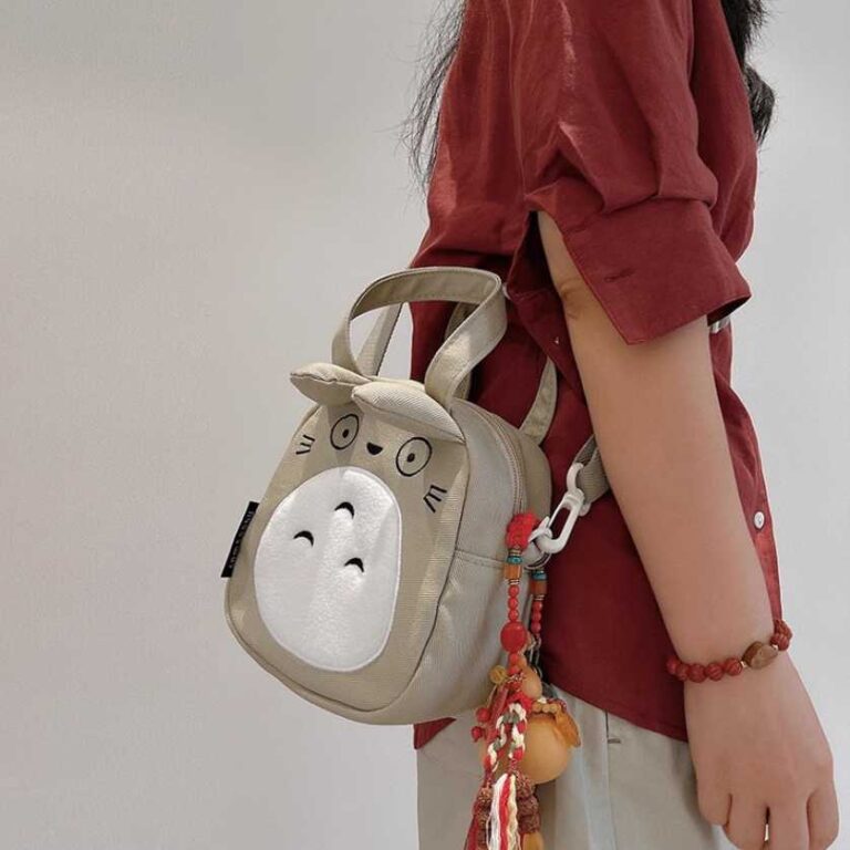 Các mẫu túi kỳ lạ được Túi Cóc cập nhập thường xuyên