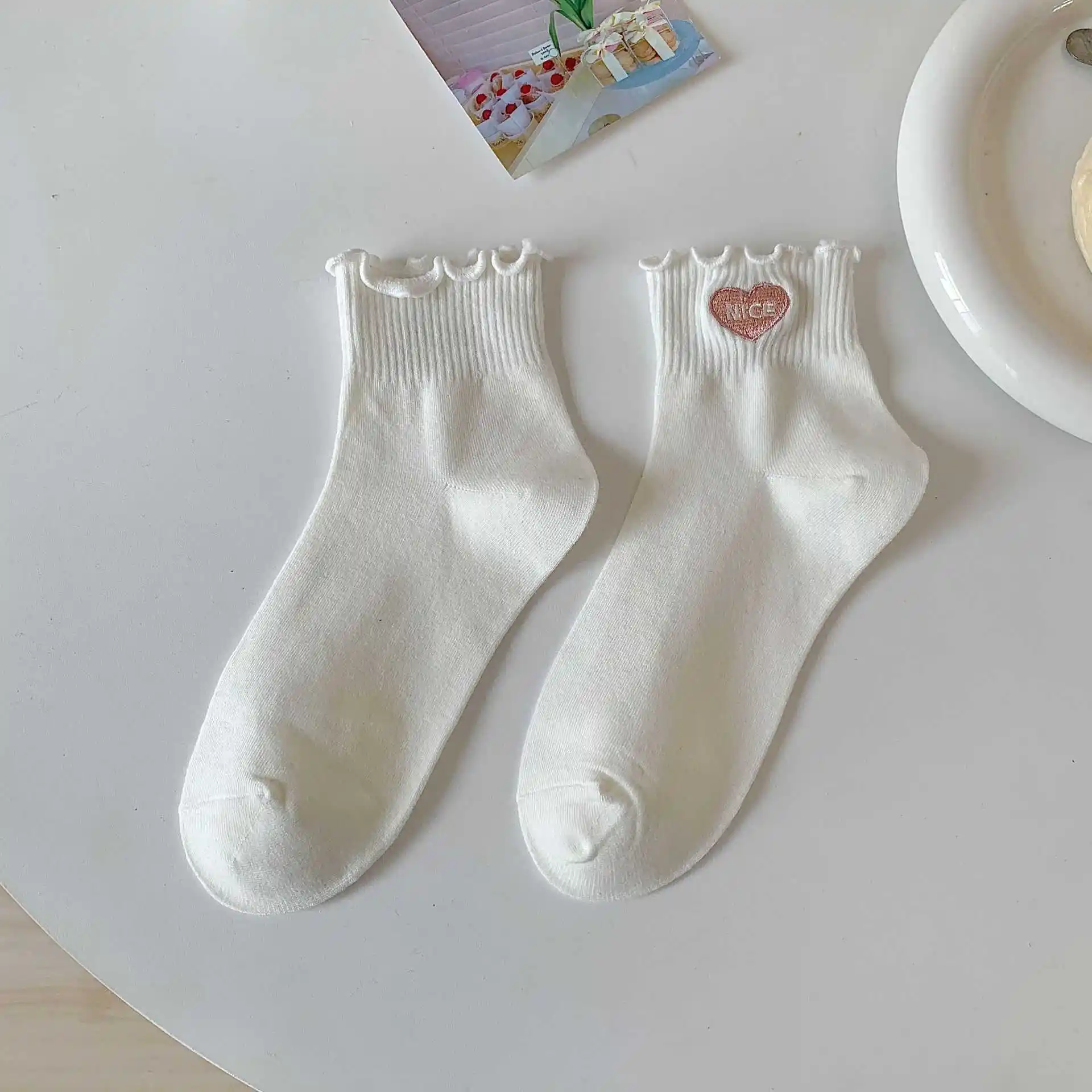 Vớ cổ thêu 3 Vớ cổ thêu - Ảnh 3