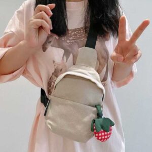 Bao tử móc khóa dâu