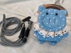 Shop phụ kiện độc lạ Biến phong cách của bạn trở nên nổi bật