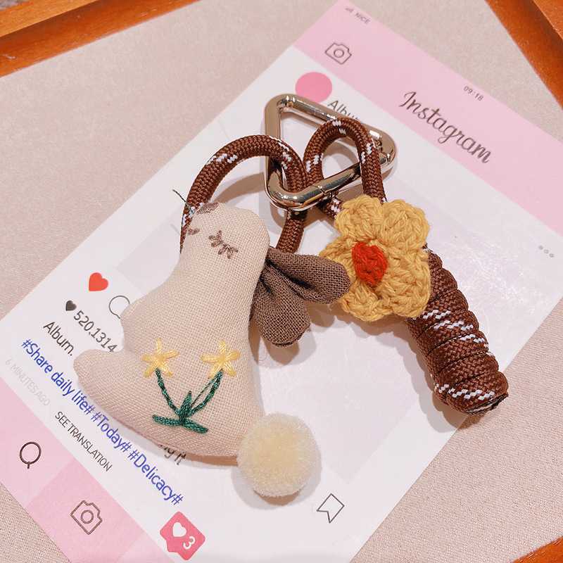 Móc khóa handmade 2 1 2 2