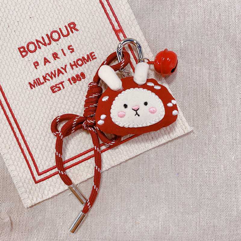 Móc khóa handmade thỏ mũ đỏ 2 2 11