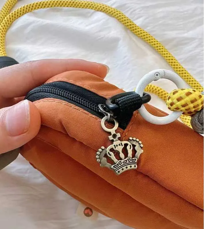 Túi bí đỏ tí hon 6 Túi bí đỏ tí hon - Ảnh 6