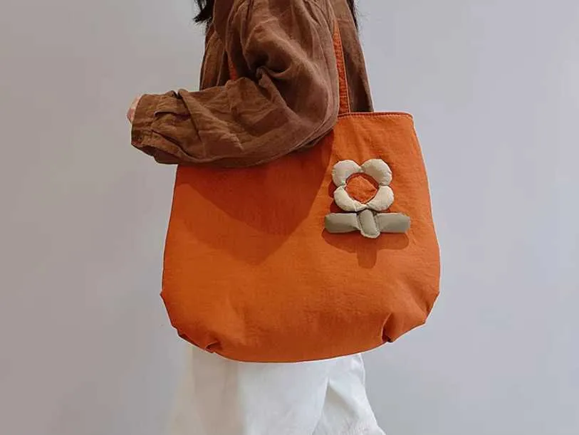 Tote phao phao điểm hoa