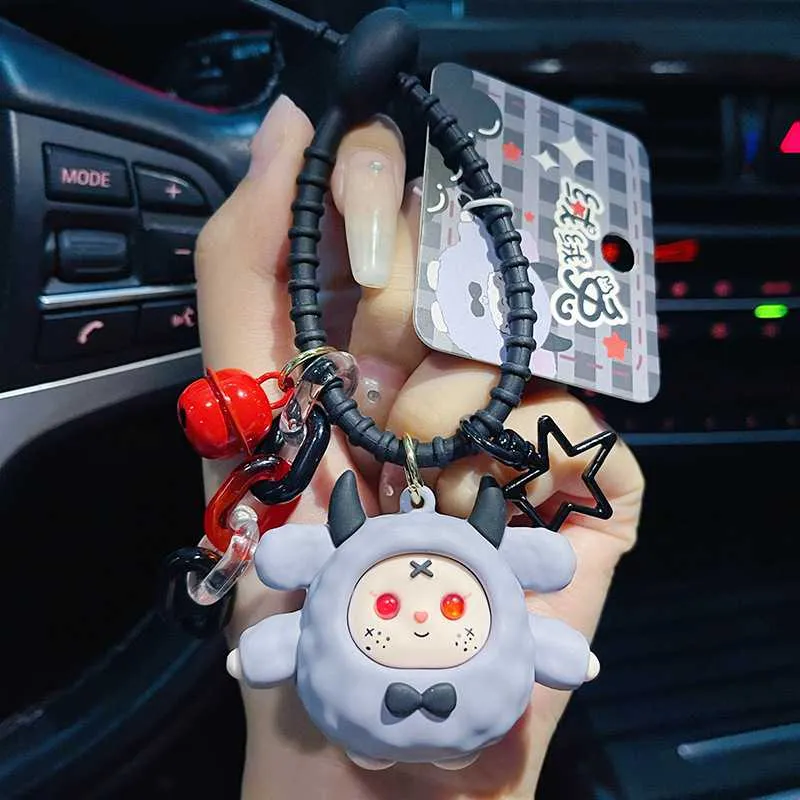 Móc khóa cừu xấu xa