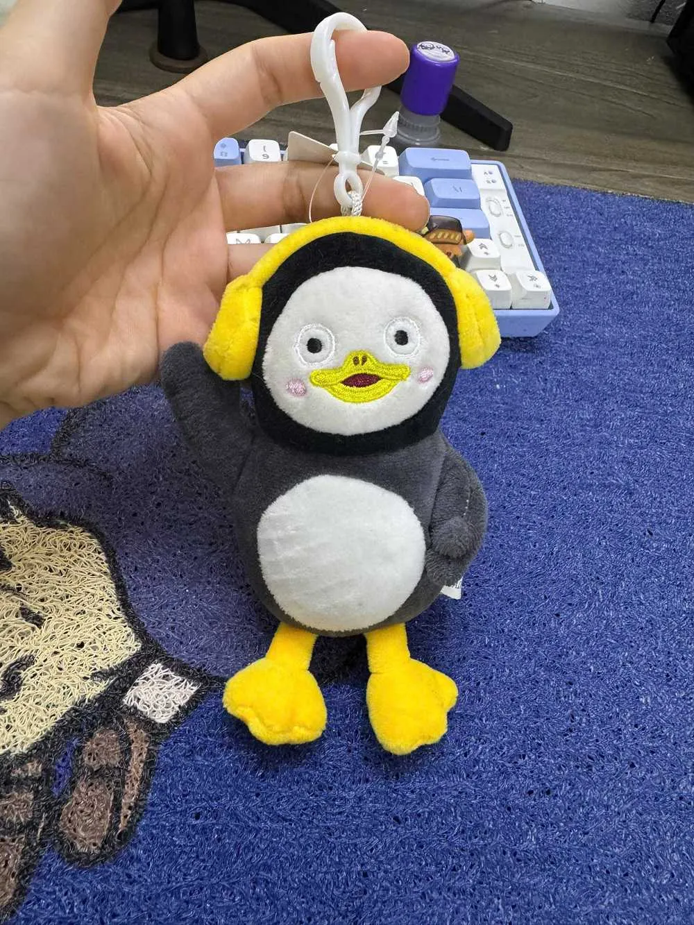 Móc khóa chim cánh cụt haha