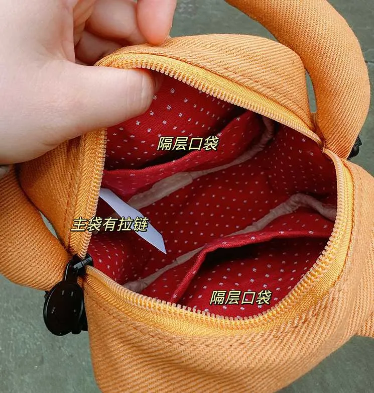 Mini mèo cầm cá 4 Mini mèo cầm cá - Ảnh 4