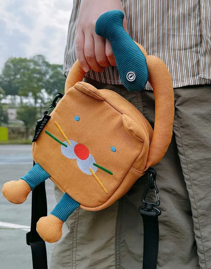 Mini mèo cầm cá 6 Mini mèo cầm cá - Ảnh 6