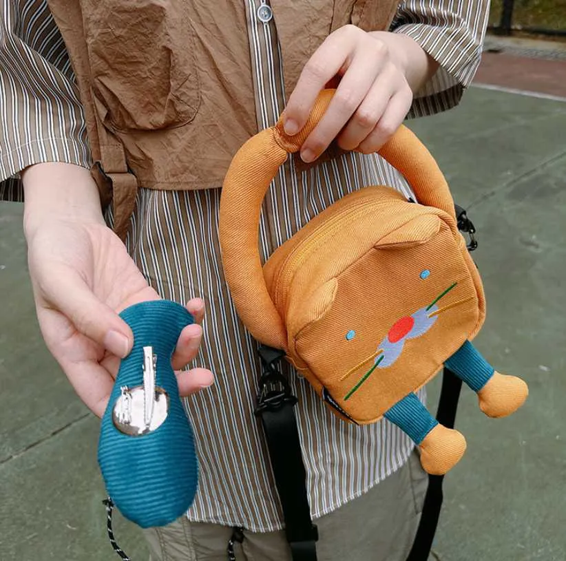 Mini mèo cầm cá 7 Mini mèo cầm cá - Ảnh 7