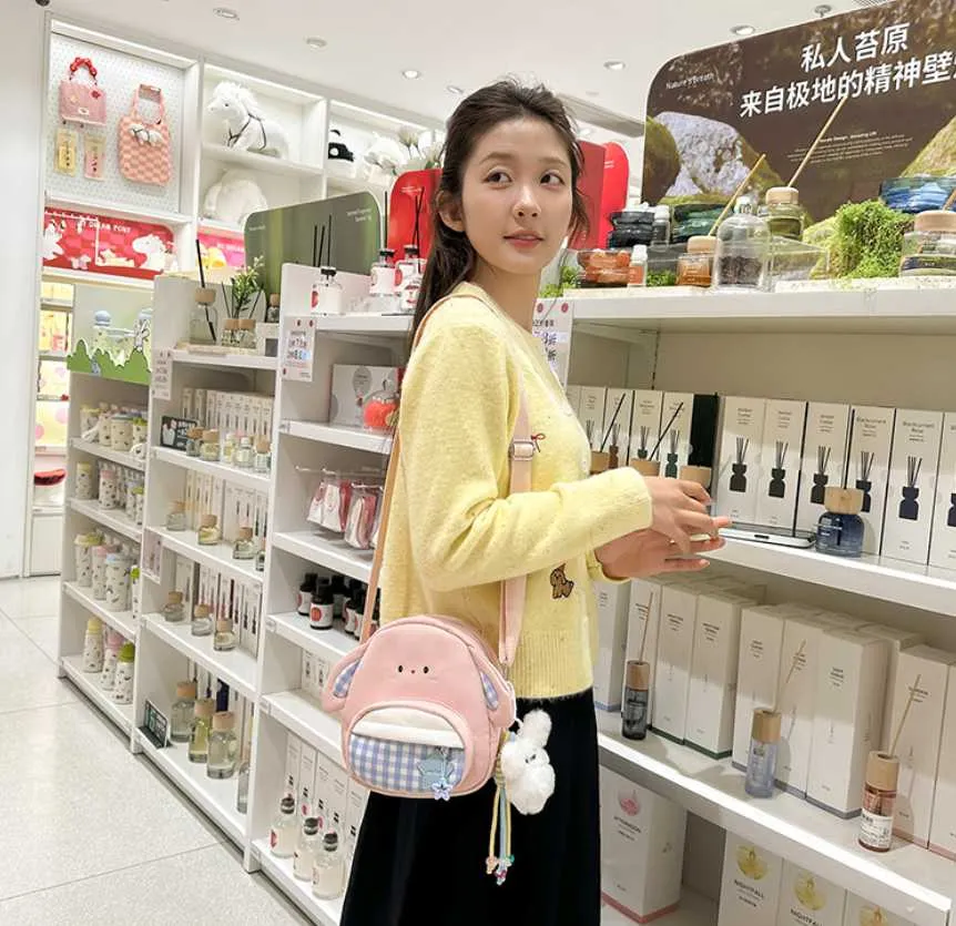 Túi chéo thỏ hồng 6 Túi chéo thỏ hồng - Ảnh 6